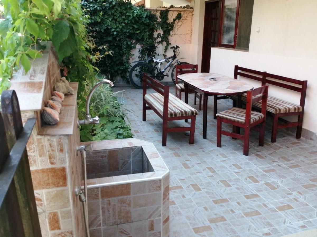 Primorski Briz Guest House Primorsko Exterior photo