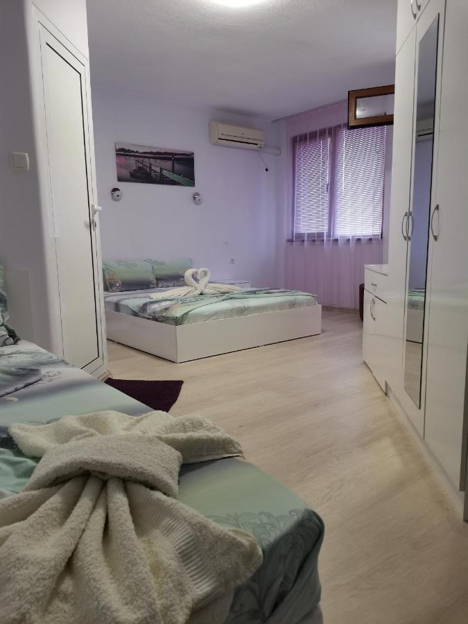 Primorski Briz Guest House Primorsko Exterior photo