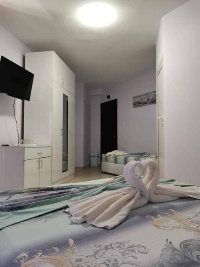 Primorski Briz Guest House Primorsko Exterior photo